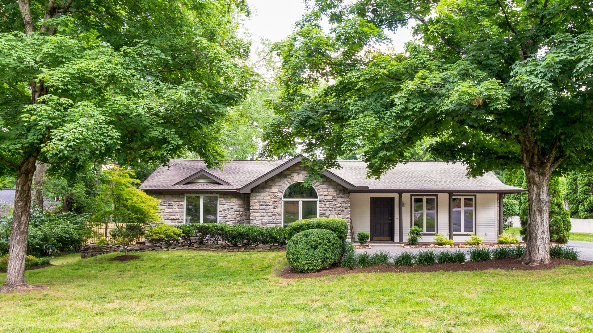 French King Fine Properties Nashville Real Estate